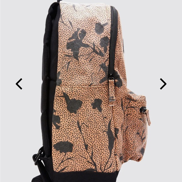 NWT RVCA Backpack - Picture 4 of 8